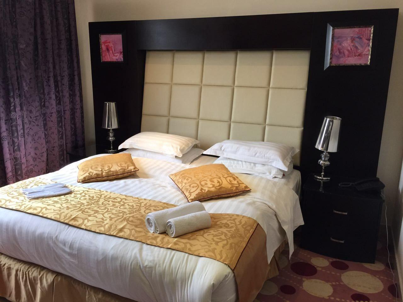 Rose Garden 4*