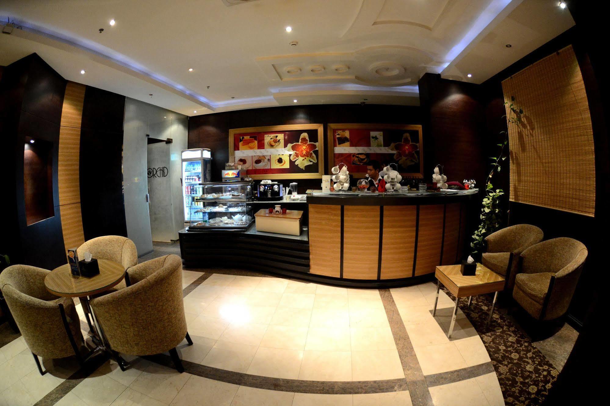 Rose Garden Hotel